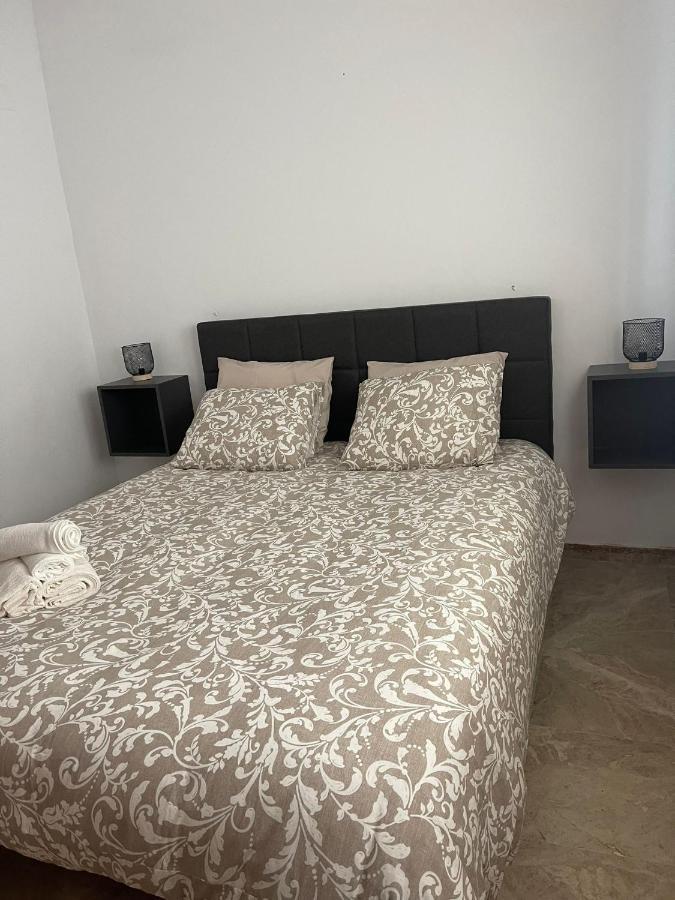 Готель Astral-Habitacion Doble Privada En Casa Compartida-Uebica2 Майрена-дель-Альхарафе Екстер'єр фото