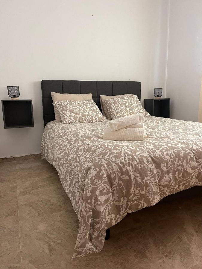 Готель Astral-Habitacion Doble Privada En Casa Compartida-Uebica2 Майрена-дель-Альхарафе Екстер'єр фото